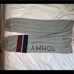 Tommy grey sweatpants
